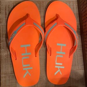 Women’s HUK flip flops